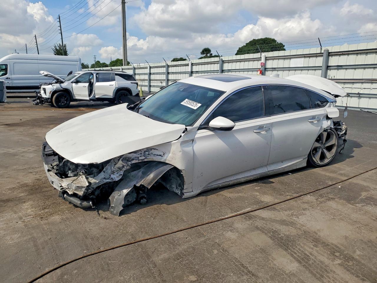 2018 HONDA ACCORD TOURING | 1HGCV2F99JA028263 | UPCARS