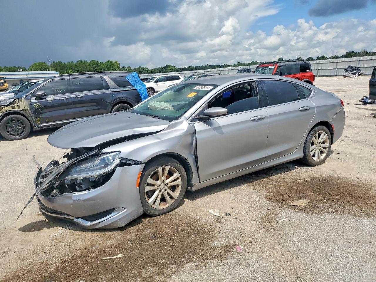 2016 CHRYSLER 200 LIMITED | 1C3CCCAB2GN120616 | UPCARS