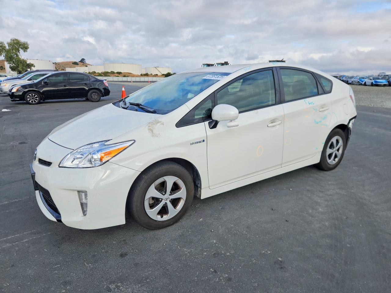 2013 TOYOTA PRIUS TWO | JTDKN3DU6D5596913 | UPCARS