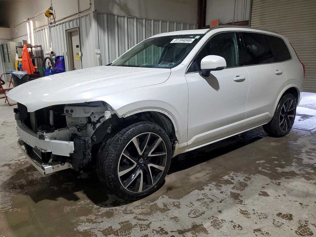 2022 VOLVO XC90 T6 MOMENTUM | YV4A221K5N1858833 | UPCARS