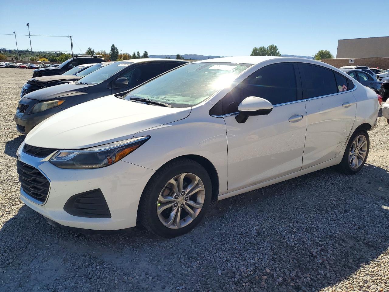 2019 CHEVROLET CRUZE LT | 1G1BE5SM2K7109764 | UPCARS