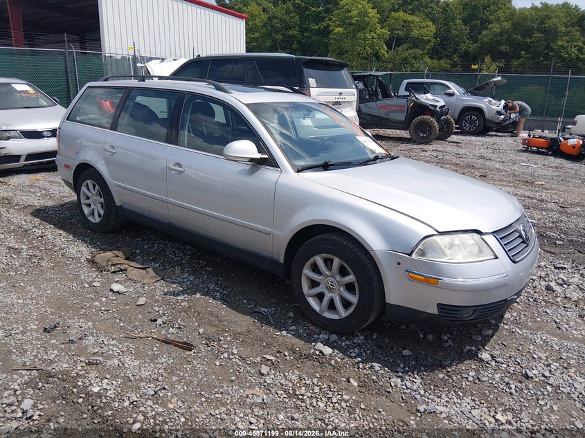 2004 VOLKSWAGEN PASSAT GLS | WVWVD63B04E170426 | UPCARS