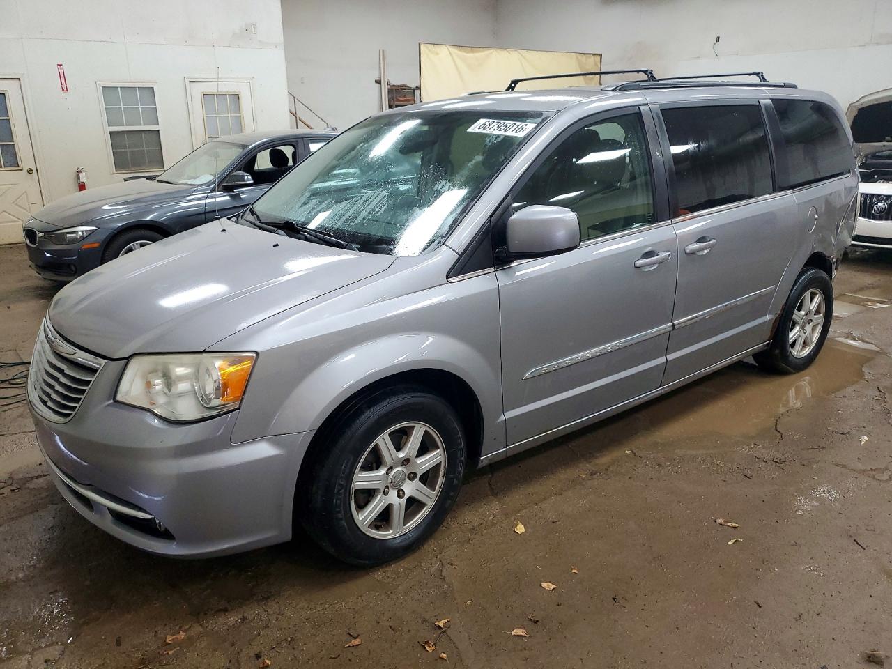 2013 CHRYSLER MINIVAN TOURING | 2C4RC1BG5DR556251 | UPCARS