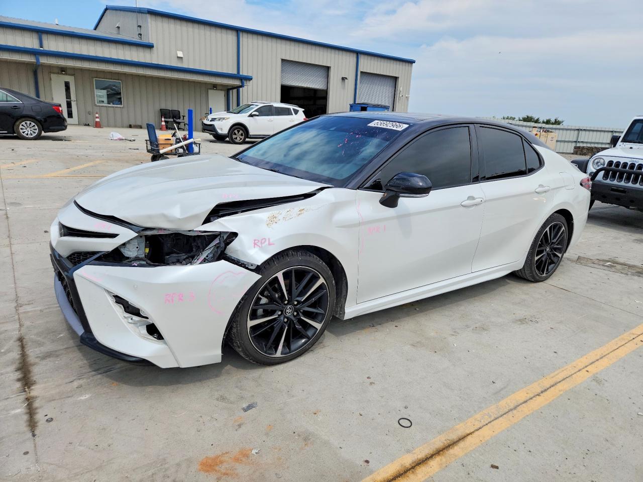 2018 TOYOTA CAMRY XSE | 4T1B61HK6JU147853 | UPCARS