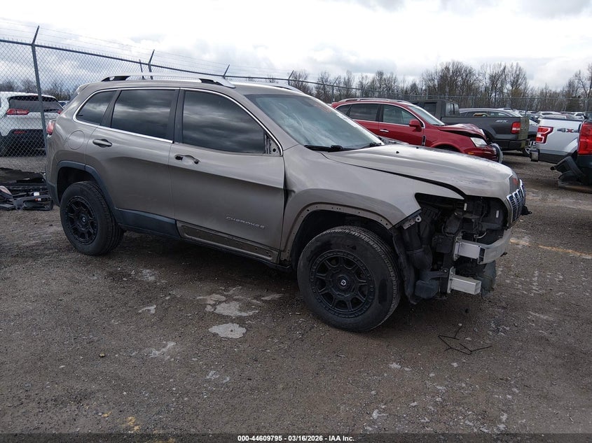 2019 JEEP CHEROKEE LATITUDE PLUS 4X4 | 1C4PJMLN6KD163953 | UPCARS