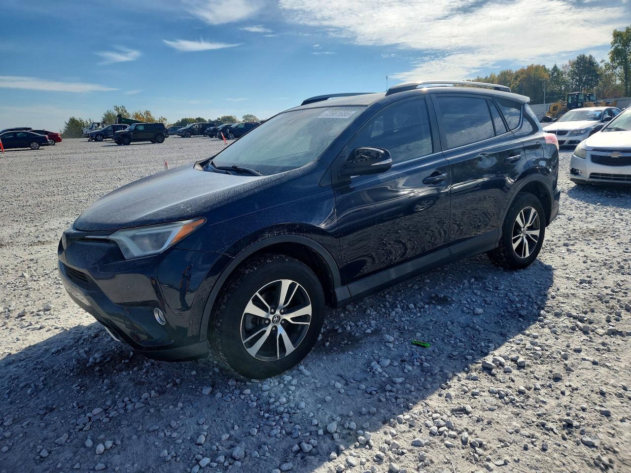 2017 TOYOTA RAV4 XLE | JTMWFREV9HJ713924 | UPCARS