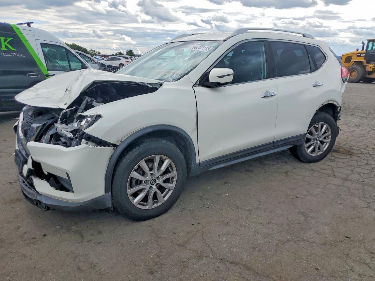 2017 NISSAN ROGUE S | KNMAT2MV6HP531123 | UPCARS