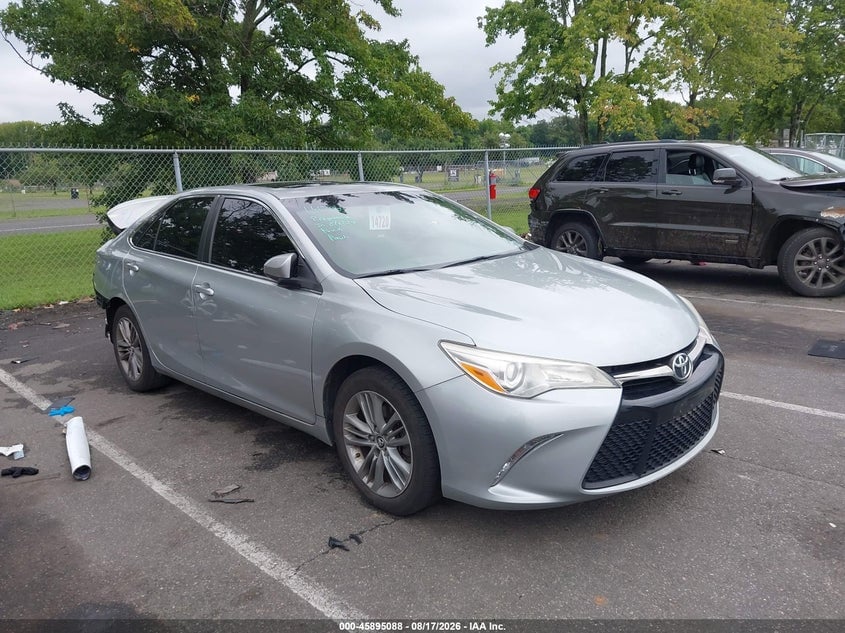 2015 TOYOTA CAMRY SE | 4T1BF1FK7FU900140 | UPCARS