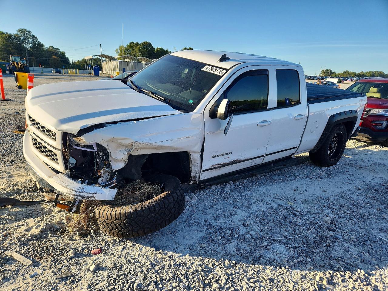 2015 CHEVROLET SILVERADO K1500 LT | 1GCVKREH6FZ151948 | UPCARS