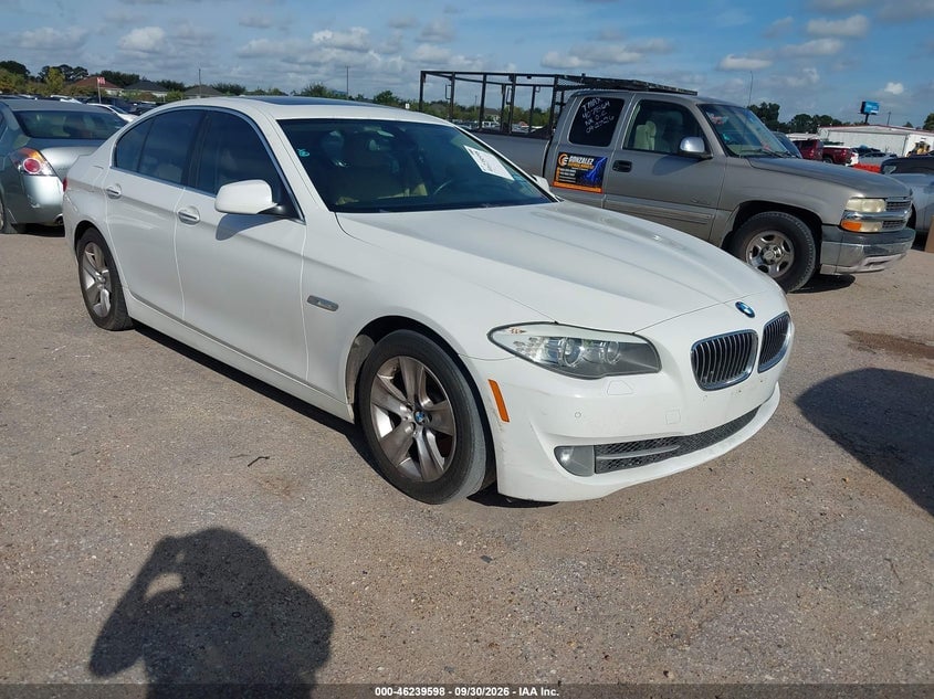 2012 BMW 528I | WBAXG5C5XCDX04022 | UPCARS