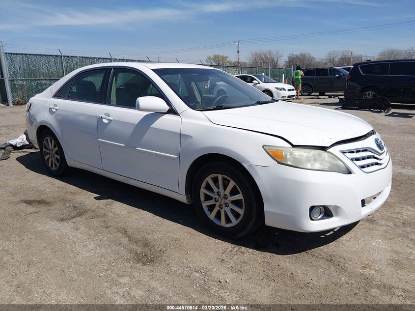 2011 TOYOTA CAMRY XLE V6 | 4T1BK3EK7BU626635 | UPCARS