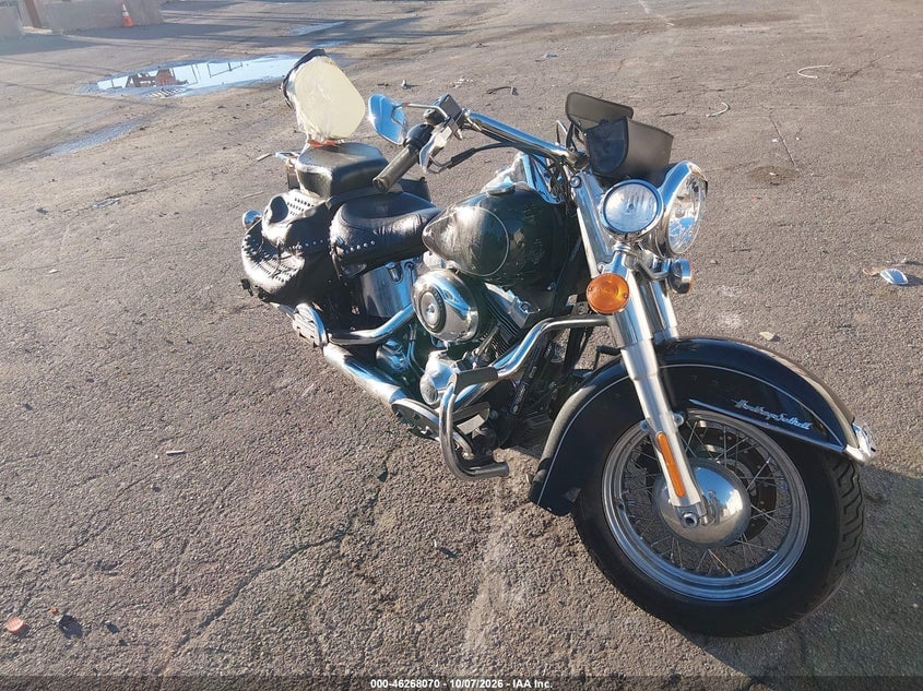 2014 HARLEY-DAVIDSON FLSTC HERITAGE SOFTAIL CLASSIC | 1HD1BWV10EB047106 | UPCARS