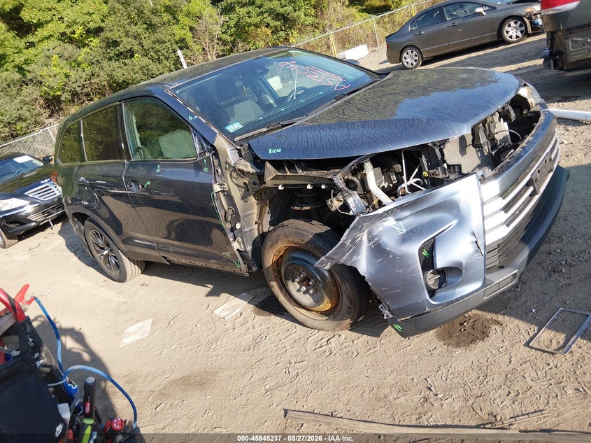 2019 TOYOTA HIGHLANDER LE | 5TDBZRFH1KS726255 | UPCARS