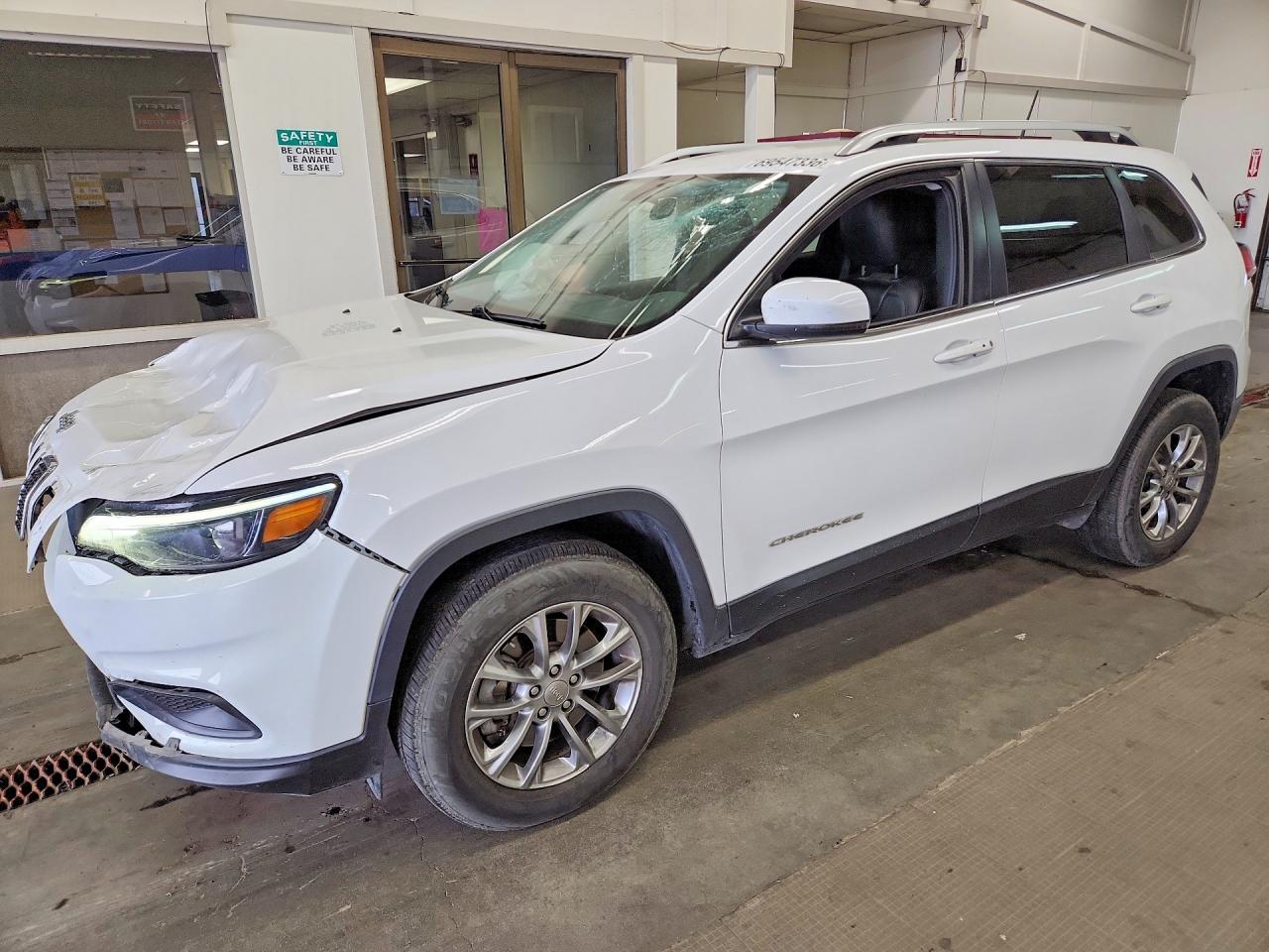 2019 JEEP CHEROKEE LATITUDE PLUS | 1C4PJMLB4KD394162 | UPCARS