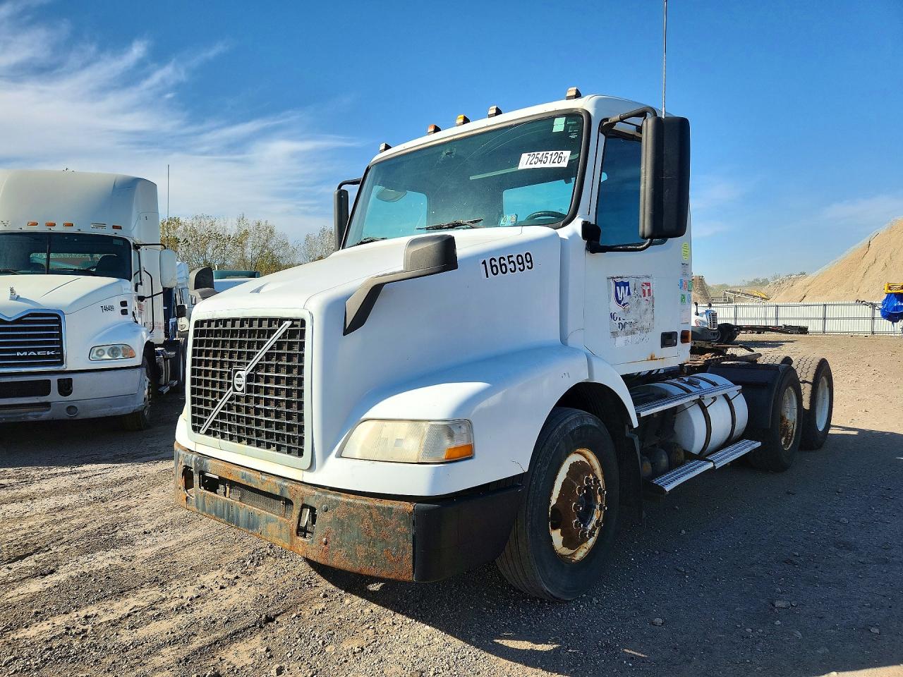 2007 VOLVO VNM | 4V4MC9GH97N458615 | UPCARS