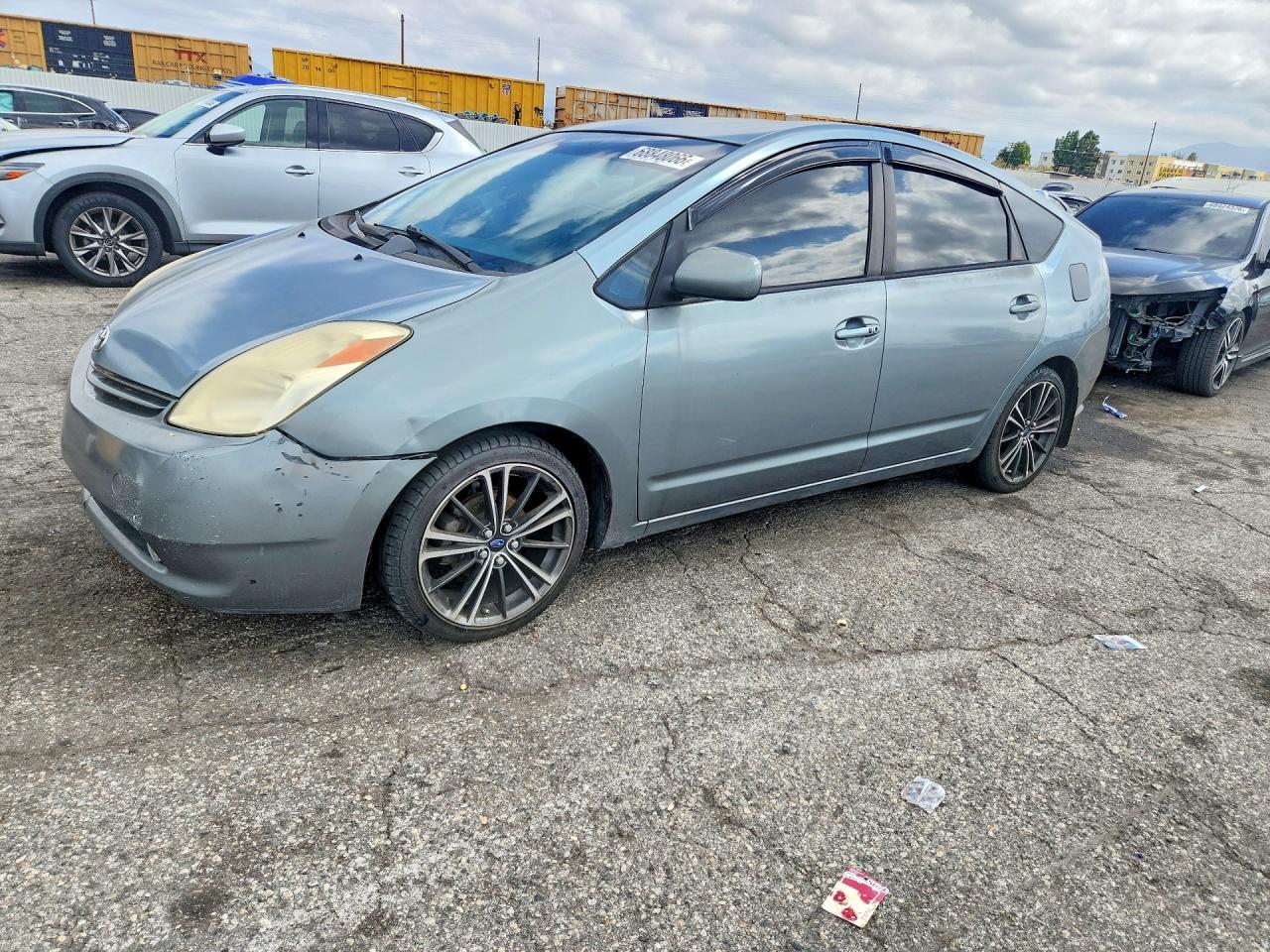 2005 TOYOTA PRIUS BASE | JTDKB20U653074563 | UPCARS