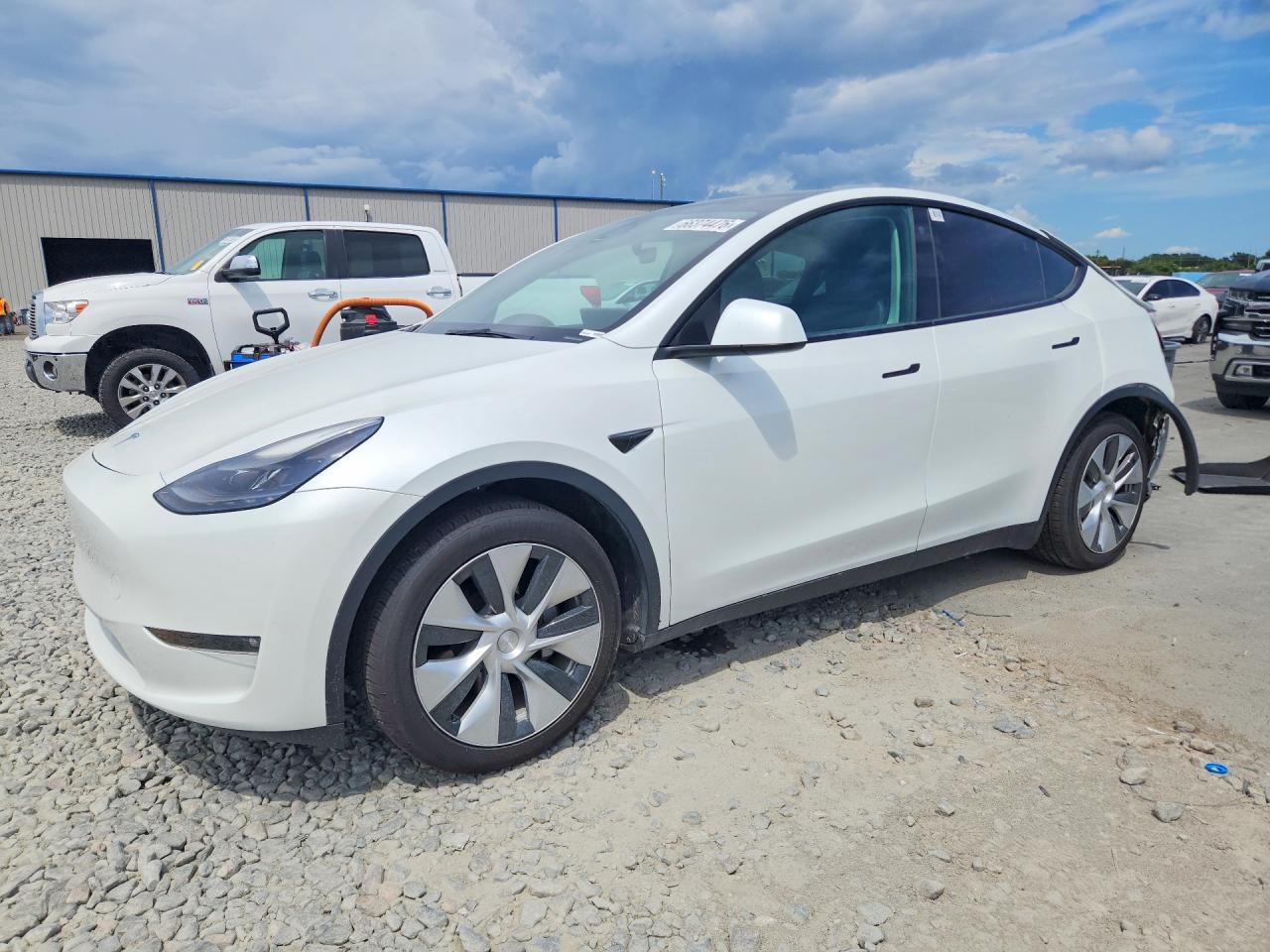 2023 TESLA MODEL Y | 7SAYGAEE1PF780520 | UPCARS