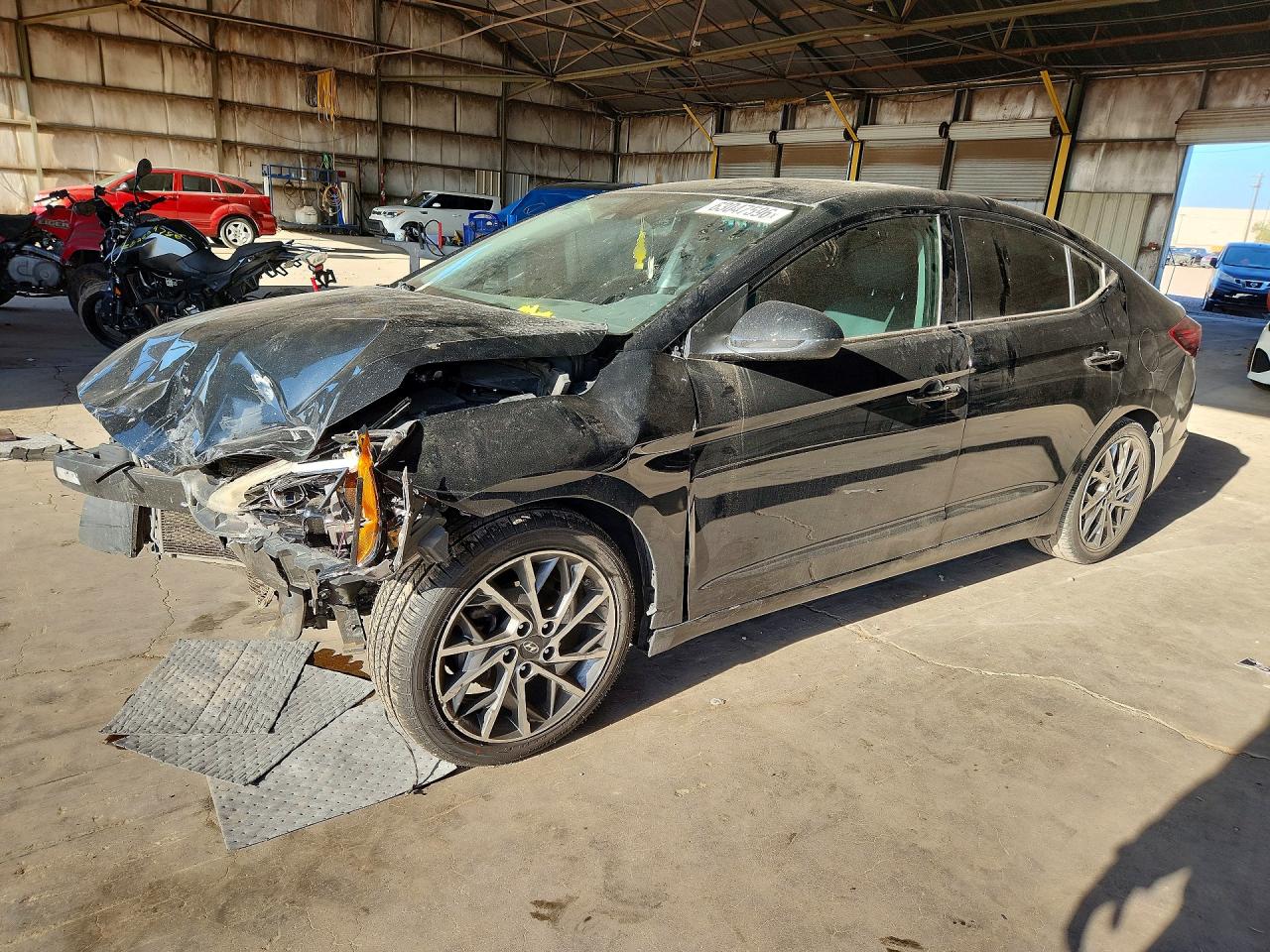 2020 HYUNDAI ELANTRA LIMITED | 5NPD84LF4LH575307 | UPCARS