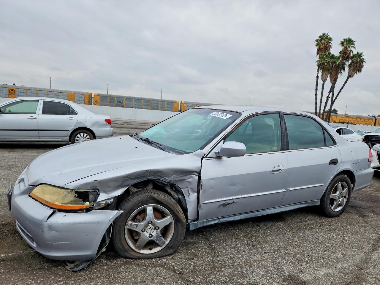 2002 HONDA ACCORD LX | 3HGCG66532G703221 | UPCARS
