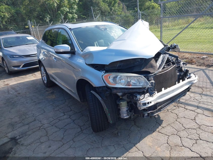 2015 VOLVO XC60 T5 PREMIER | YV440MDB1F2621875 | UPCARS