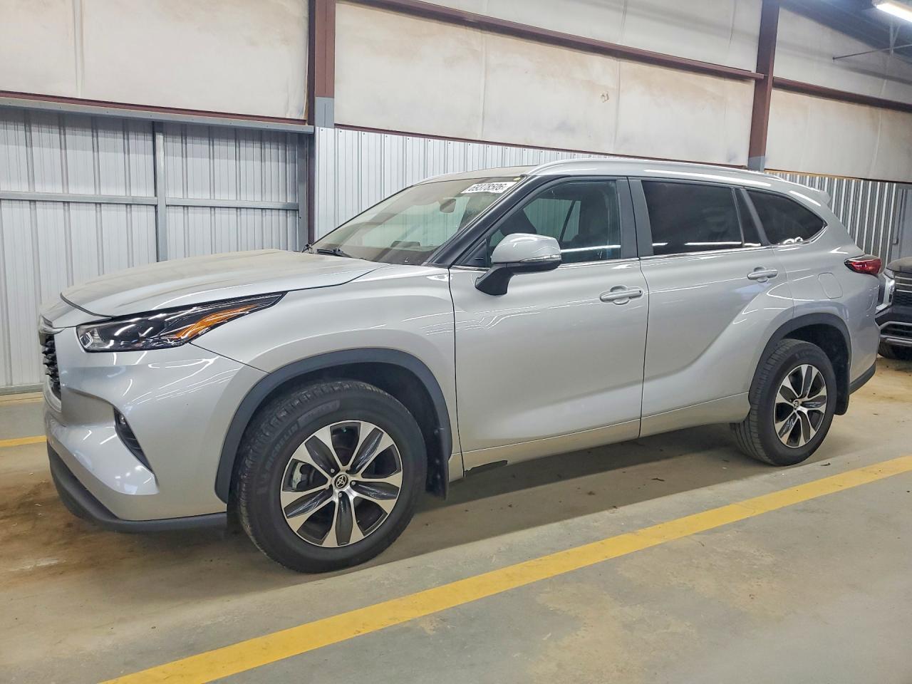 2023 TOYOTA HIGHLANDER XLE | 5TDKDRBH2PS009861 | UPCARS
