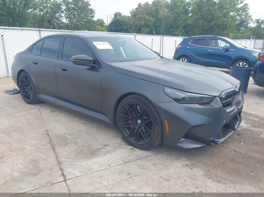2026 BMW M5 | WBS83FK02TCW67948 | UPCARS