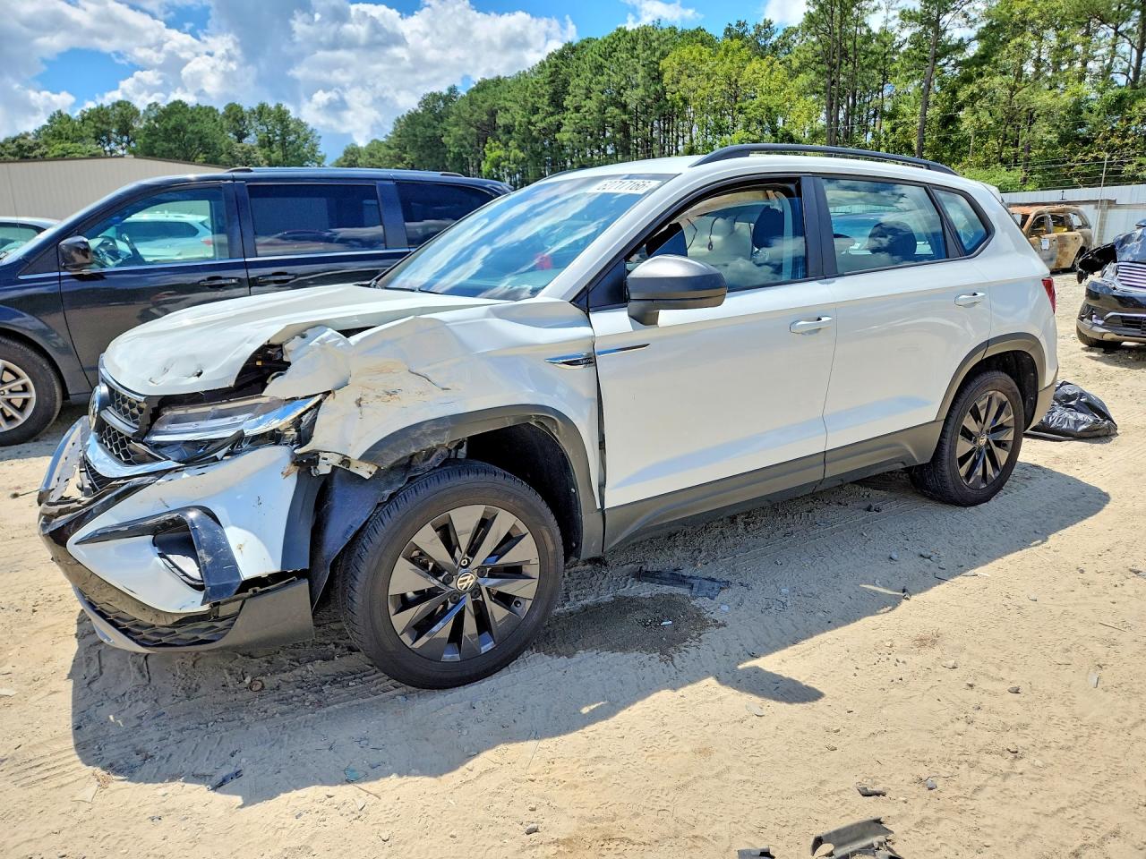 2022 VOLKSWAGEN ALL OTHER S | 3VVCX7B24NM050289 | UPCARS