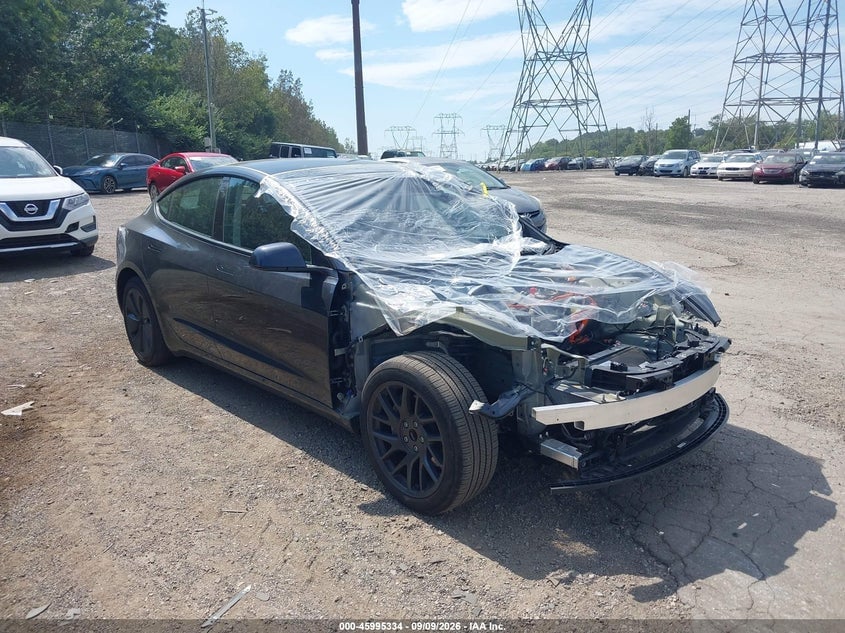 2025 TESLA MODEL 3 LONG RANGE REAR-WHEEL DRIVE/STANDARD REAR-WHEEL DRIVE | 5YJ3E1EA5SF925304 | UPCARS
