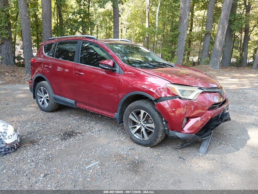 2018 TOYOTA RAV4 XLE | JTMWFREV8JD115764 | UPCARS