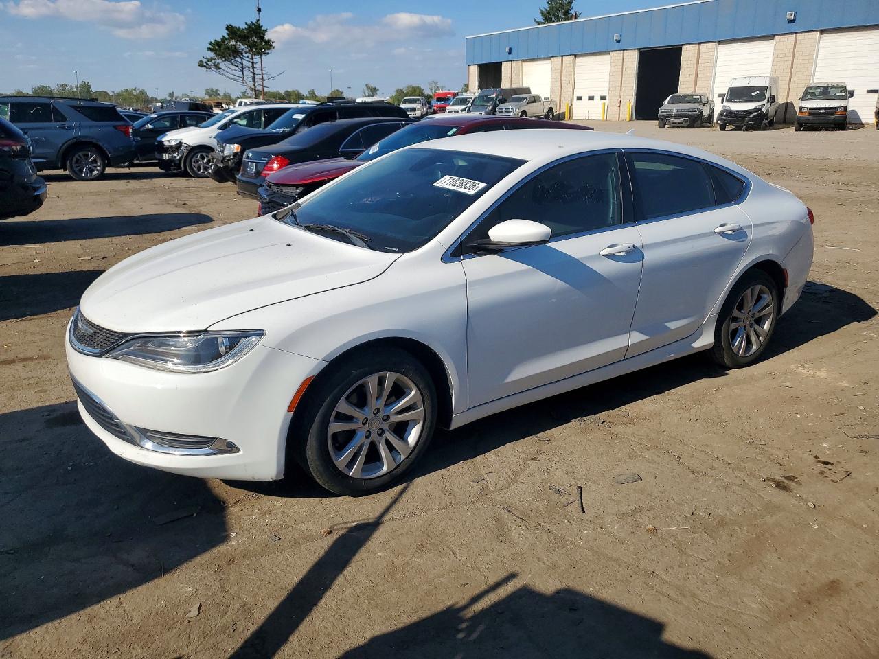 2015 CHRYSLER 200 LIMITED | 1C3CCCAB6FN600933 | UPCARS