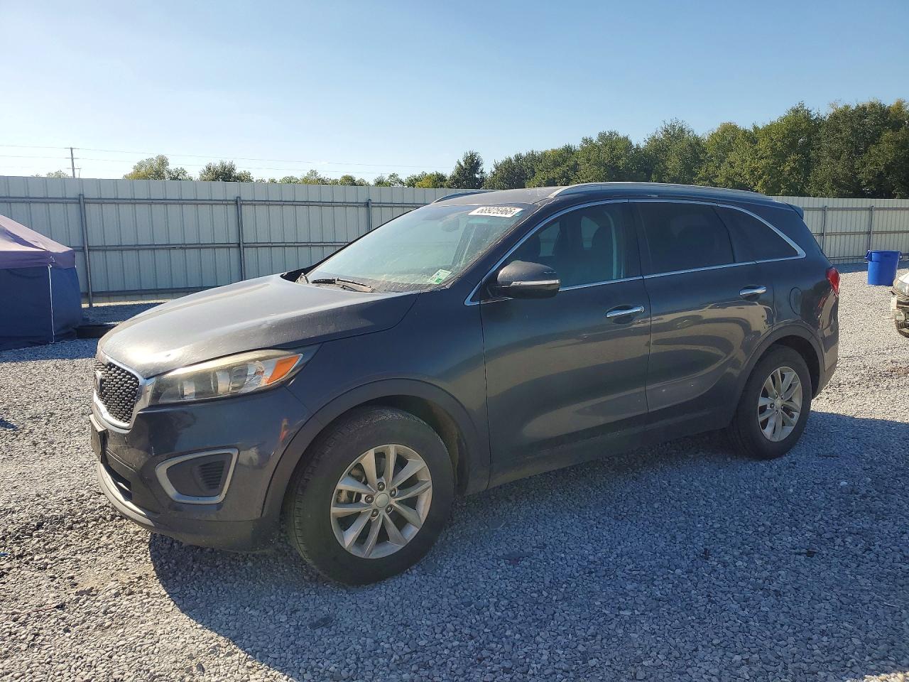 2016 KIA SORENTO LX | 5XYPG4A31GG058665 | UPCARS