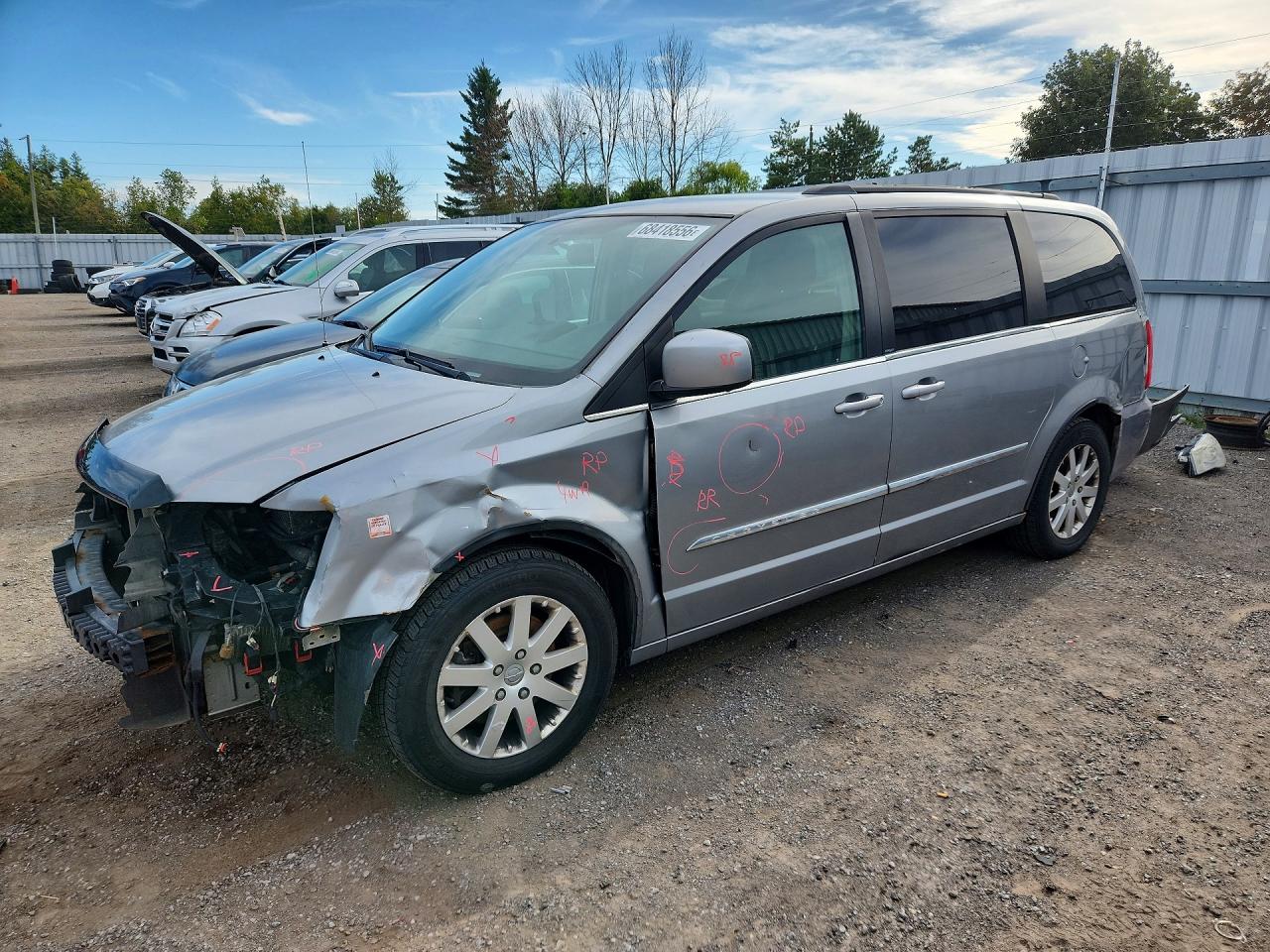2013 CHRYSLER MINIVAN TOURING | 2C4RC1BG2DR707482 | UPCARS