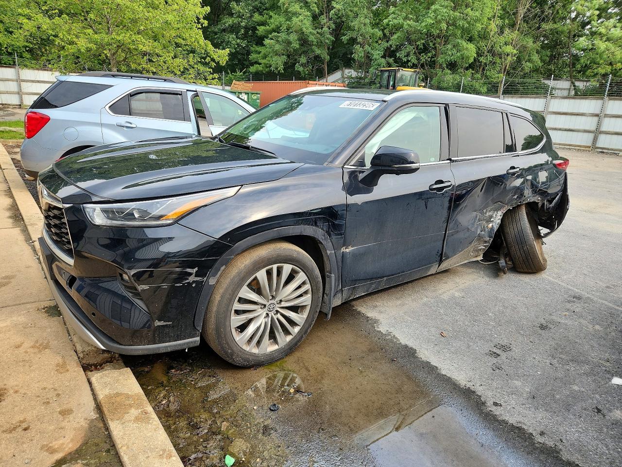 2023 TOYOTA HIGHLANDER PLATINUM | 5TDKDRBH8PS518515 | UPCARS