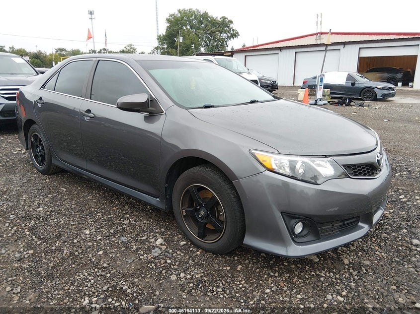 2014 TOYOTA CAMRY SE | 4T1BF1FK9EU420602 | UPCARS