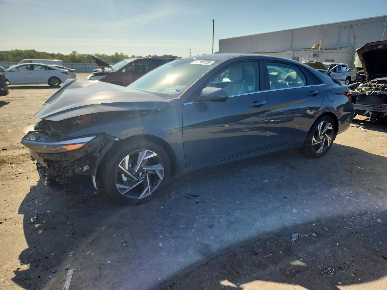 2025 HYUNDAI ELANTRA LIMITED | KMHLN4DJ0SU127072 | UPCARS