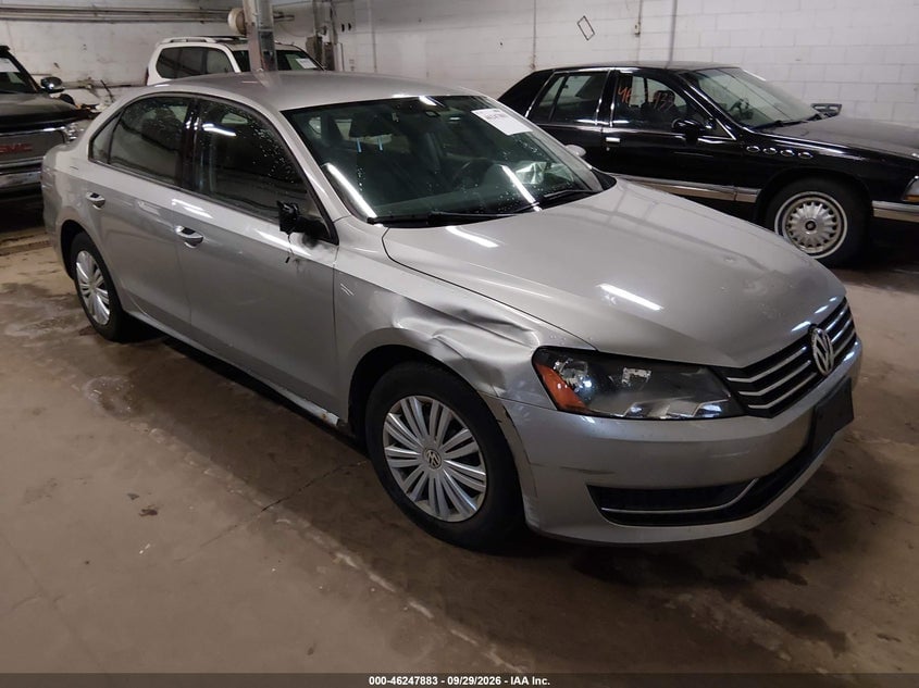 2014 VOLKSWAGEN PASSAT 1.8T S | 1VWAS7A31EC069735 | UPCARS