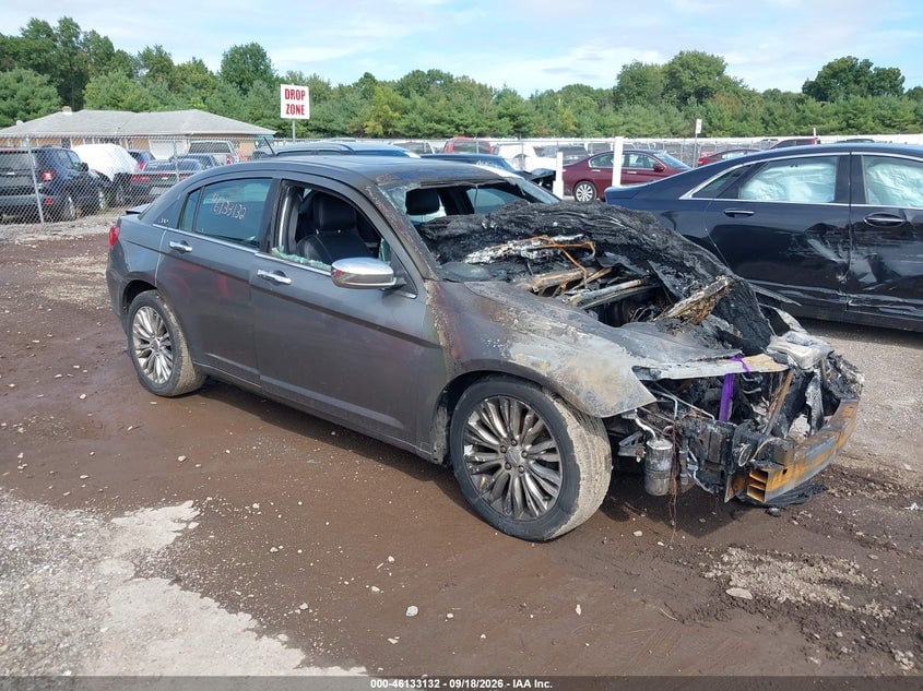 2011 CHRYSLER 200 LIMITED | 1C3BC2FB0BN614268 | UPCARS