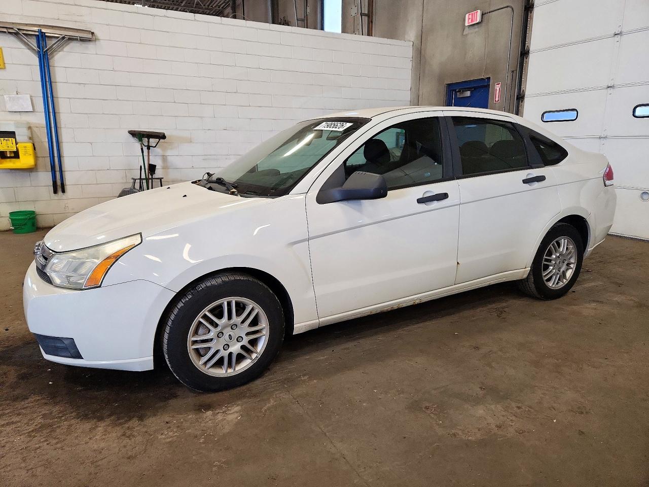 2010 FORD FOCU SE | 1FAHP3FN9AW209115 | UPCARS