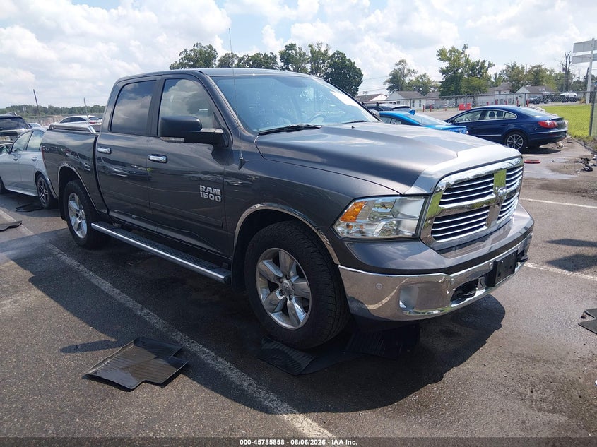 2017 RAM 1500 SLT | 1C6RR7LG1HS705881 | UPCARS