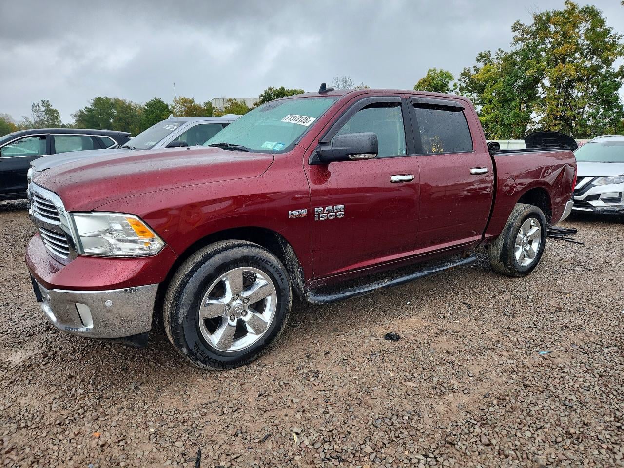 2016 RAM 1500 SLT | 3C6RR7LT9GG331880 | UPCARS