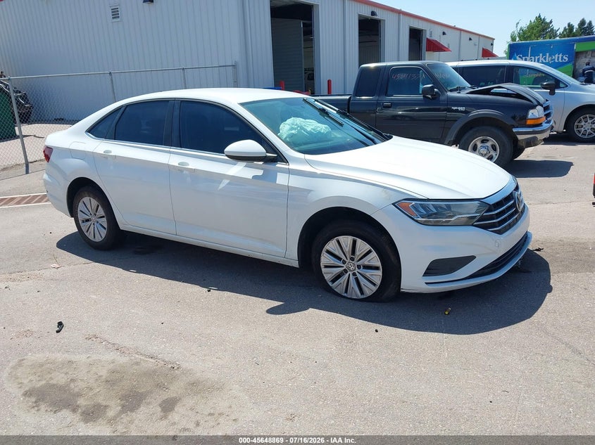 2019 VOLKSWAGEN JETTA 1.4T R-LINE/1.4T S/1.4T SE | 3VWC57BU3KM257237 | UPCARS