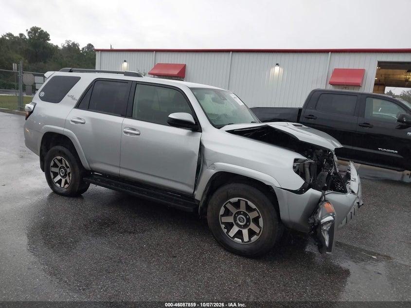 2021 TOYOTA 4RUNNER TRD OFF ROAD | JTEPU5JR2M5935327 | UPCARS