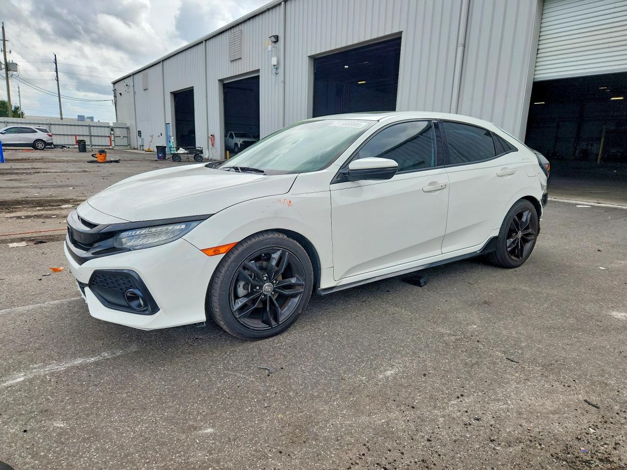 2018 HONDA CIVIC SPORT TOURING | SHHFK7H92JU223111 | UPCARS