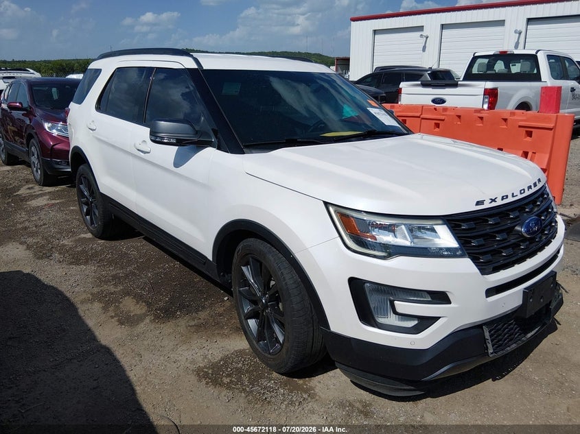 2017 FORD EXPLORER XLT | 1FM5K7D8XHGB39429 | UPCARS