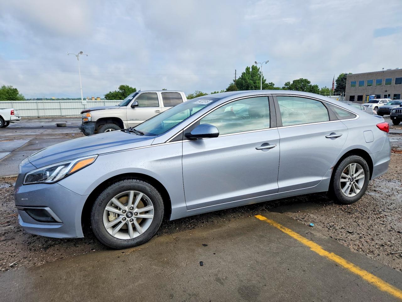 2017 HYUNDAI SONATA SE | 5NPE24AF6HH548142 | UPCARS