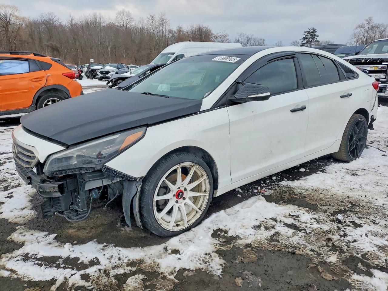 2015 HYUNDAI SONATA SE | 5NPE24AF4FH091361 | UPCARS