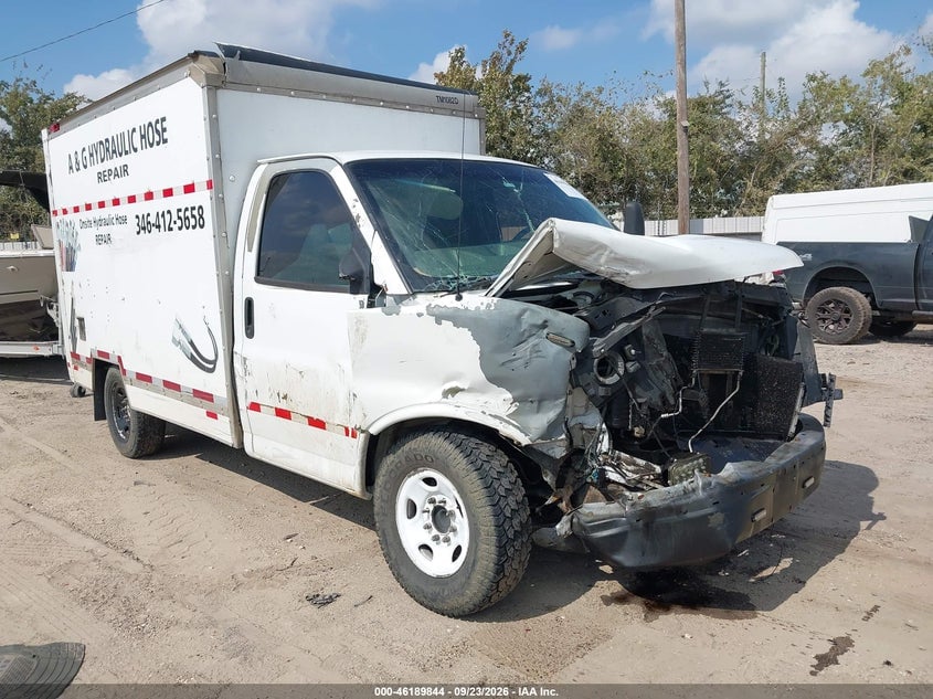 2010 GMC SAVANA CUTAWAY WORK VAN | 1GD1G2AAXA1901578 | UPCARS