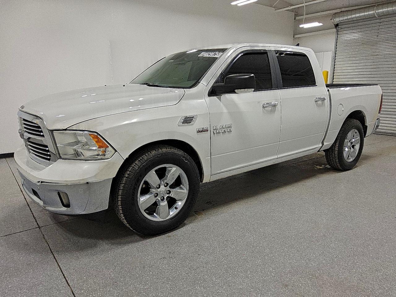 2017 RAM 1500 SLT | 1C6RR6LT6HS622647 | UPCARS