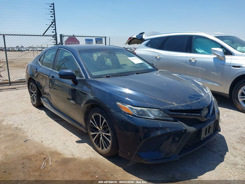 2018 TOYOTA CAMRY SE | 4T1B11HK7JU621923 | UPCARS