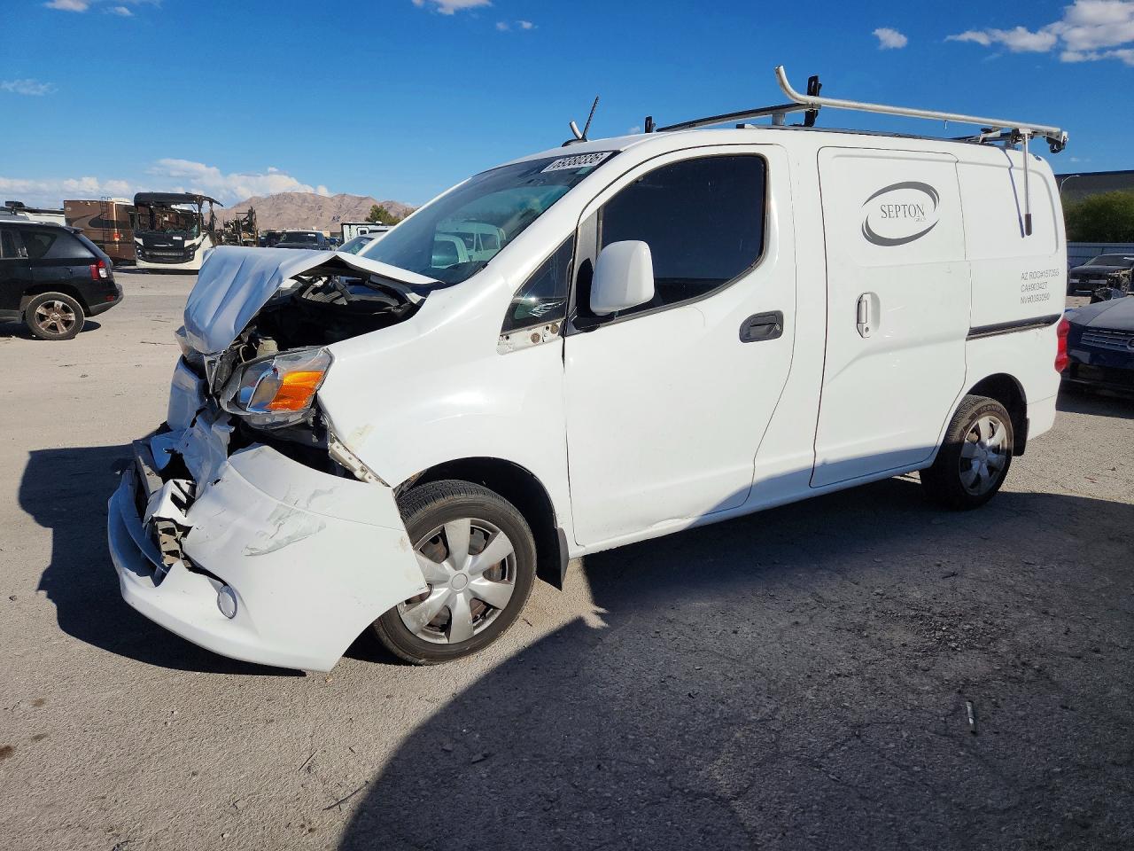 2015 NISSAN NV SV | 3N6CM0KN3FK721342 | UPCARS